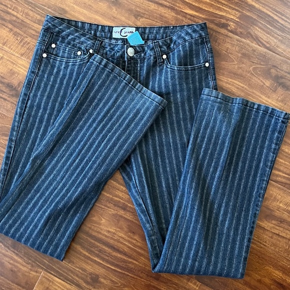 Crest Denim - EUC Crest  Black with Gray stripes Jeans